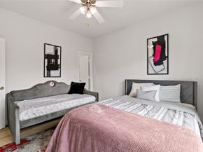 5223 Eigel Street, Houston TX 77007