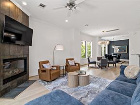 5223 Eigel Street, Houston TX 77007