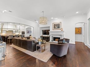 7 Ivy Castle Court, The Woodlands TX 77382