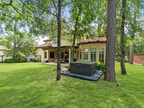 7 Ivy Castle Court, The Woodlands TX 77382