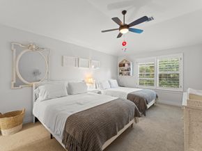 7 Ivy Castle Court, The Woodlands TX 77382