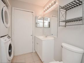 10855 Meadowglen Lane 721, Houston TX 77042