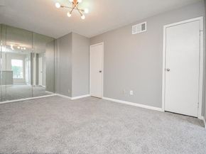 10855 Meadowglen Lane 721, Houston TX 77042