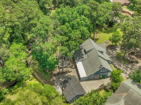 105 N Delmont Drive E, Conroe TX 77301
