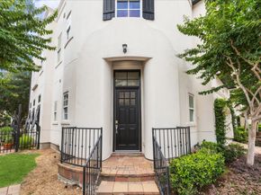 1701 Wrenwood Lakes Lakes, Houston TX 77043