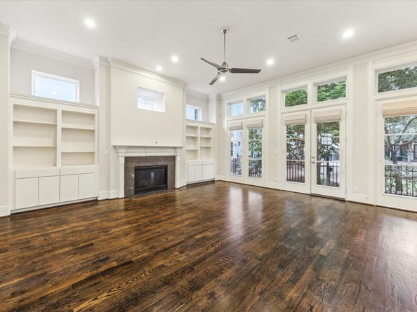 1701 Wrenwood Lakes Lakes, Houston TX 77043