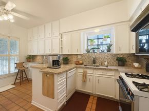 4703 Yoakum Boulevard, Houston TX 77006