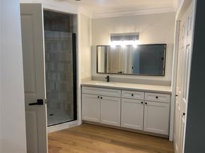 8107 S Braeswood Boulevard, Houston TX 77071