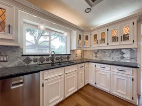 8107 S Braeswood Boulevard, Houston TX 77071