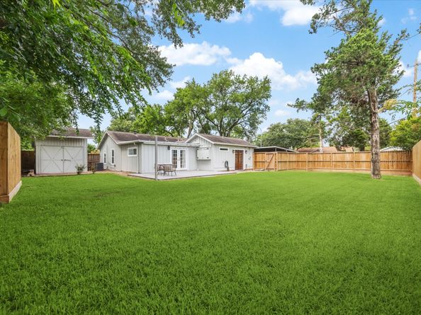 8410 Western Drive, Houston TX 77055