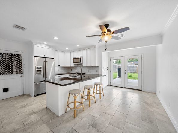 4922 Nina Lee Lane, Houston TX 77092
