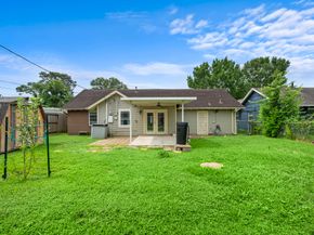 4922 Nina Lee Lane, Houston TX 77092