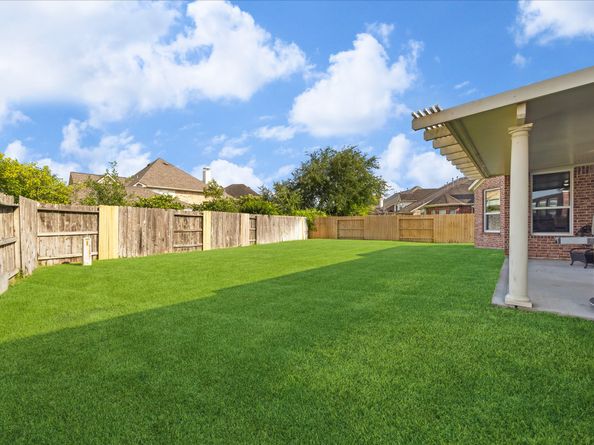 4303 Pensacola Oaks Lane, Sugar Land TX 77479