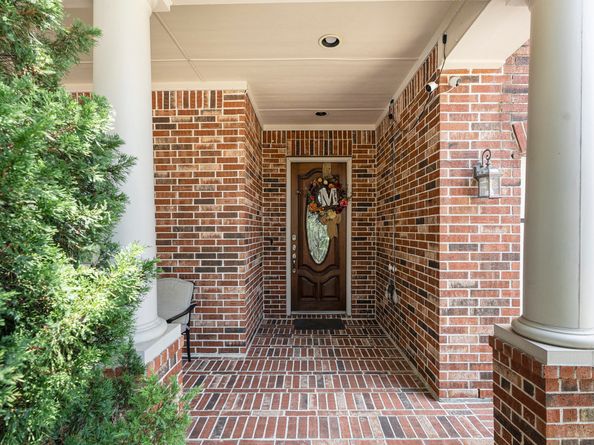 19019 Crest Cove Drive, Cypress TX 77433