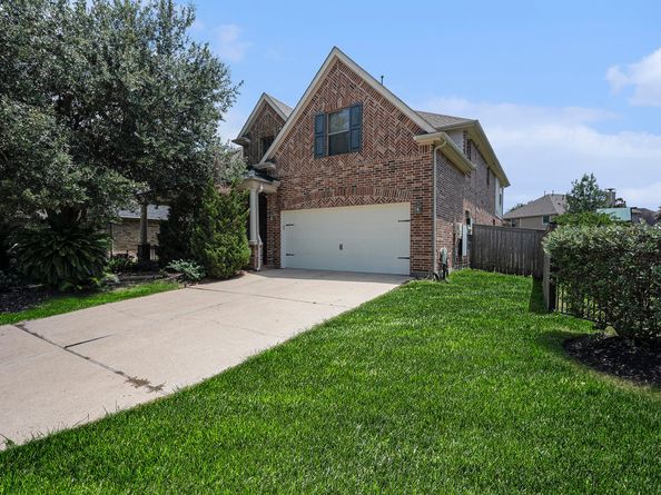 19019 Crest Cove Drive, Cypress TX 77433
