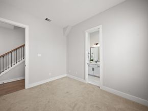 1127 W 16th Street B, Houston TX 77008