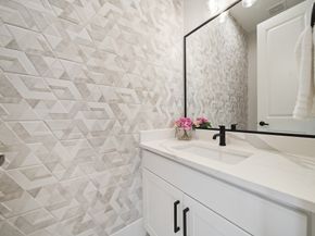 1127 W 16th Street B, Houston TX 77008