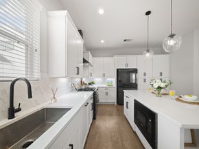 1127 W 16th Street B, Houston TX 77008