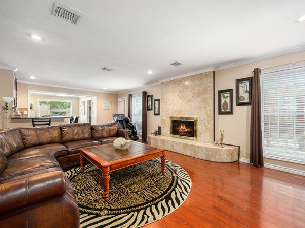 5703 Green Springs Drive, Houston TX 77066