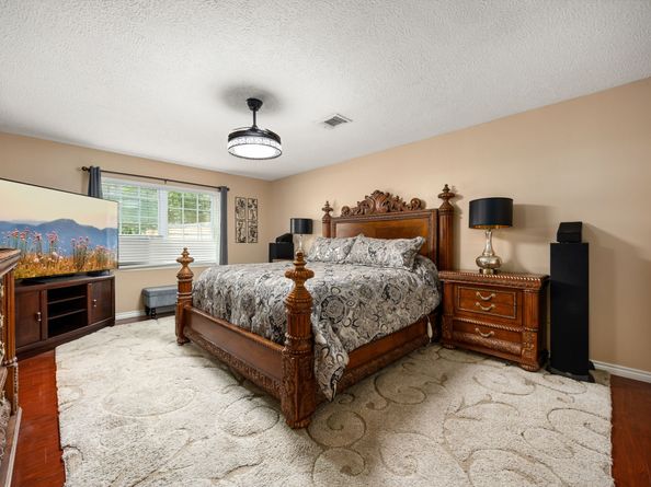 5703 Green Springs Drive, Houston TX 77066