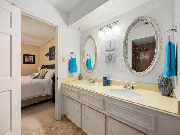 5703 Green Springs Drive, Houston TX 77066