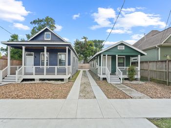 1708 Gentry St Street