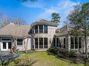 2727 S Southern Oaks Drive, Houston TX 77068