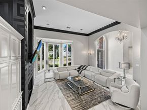 2727 S Southern Oaks Drive, Houston TX 77068