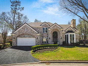 2727 S Southern Oaks Drive