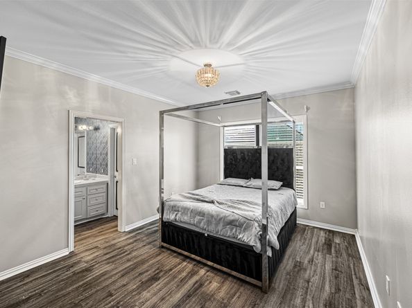 2727 S Southern Oaks Drive, Houston TX 77068
