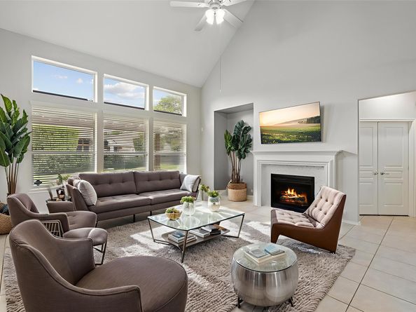 13815 Lake Livingston Drive, Houston TX 77044