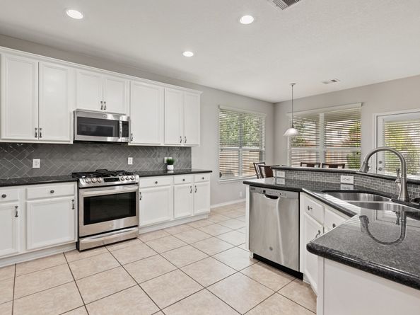 13815 Lake Livingston Drive, Houston TX 77044