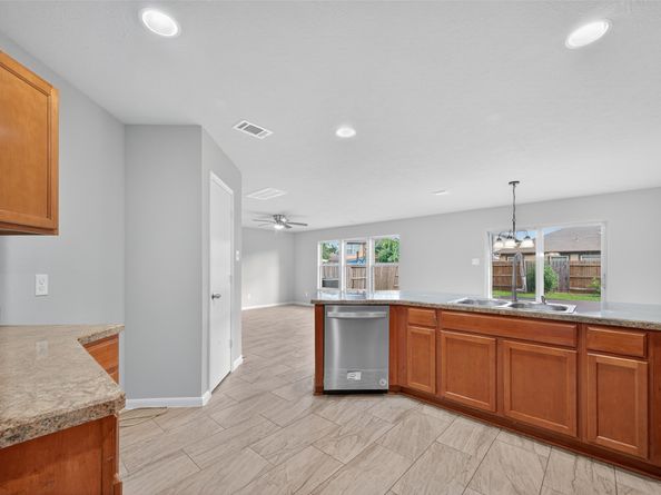 2631 Skyview Point Drive, Houston TX 77047