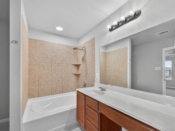 2631 Skyview Point Drive, Houston TX 77047