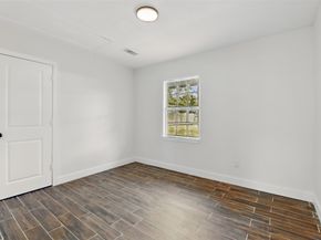 4010 Ella Boulevard, Houston TX 77018