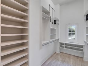 1518 Hillendahl Boulevard, Houston TX 77055