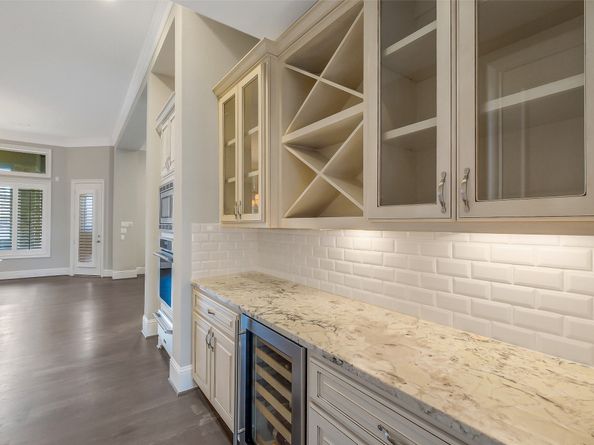 1518 Hillendahl Boulevard, Houston TX 77055