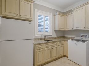 1518 Hillendahl Boulevard, Houston TX 77055