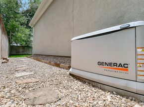 1518 Hillendahl Boulevard, Houston TX 77055