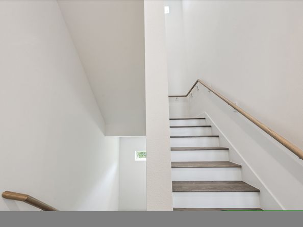 5305 Eigel Street, Houston TX 77007