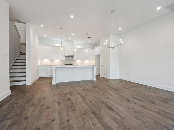 5305 Eigel Street, Houston TX 77007