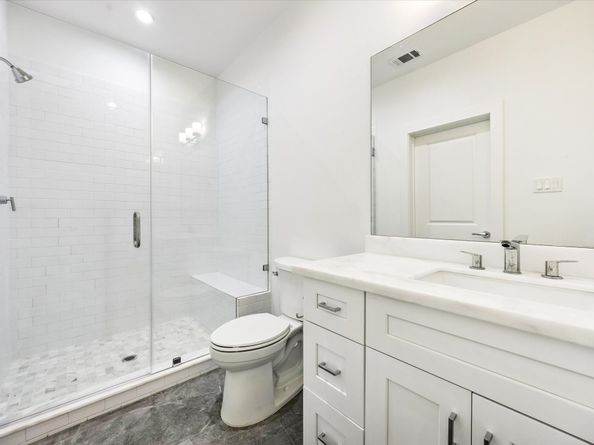 5305 Eigel Street, Houston TX 77007