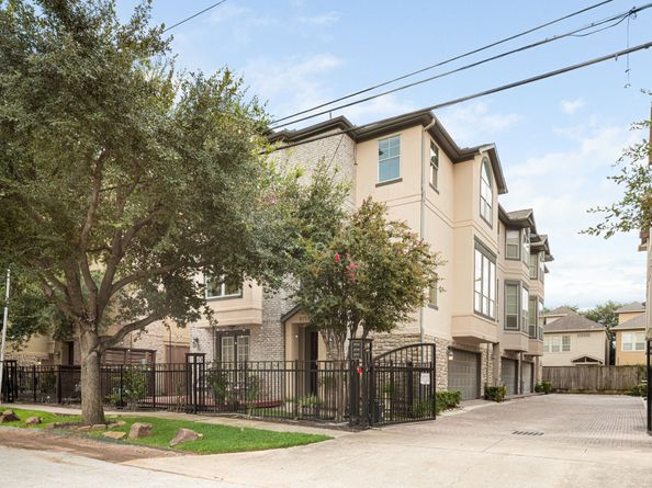 5733 Kansas Street, Houston TX 77007