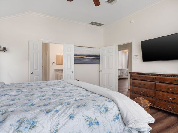 5733 Kansas Street, Houston TX 77007