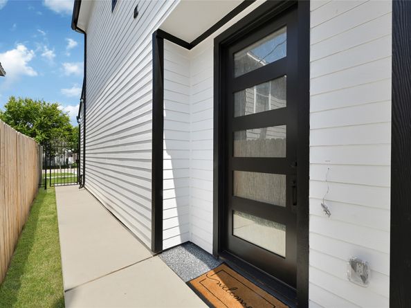 6723 Burkett Street, Houston TX 77021