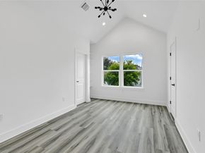 6723 Burkett Street, Houston TX 77021