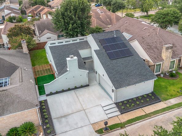 14223 Stokesmount Drive, Houston TX 77077