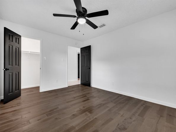 14223 Stokesmount Drive, Houston TX 77077