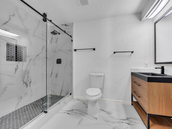 14223 Stokesmount Drive, Houston TX 77077