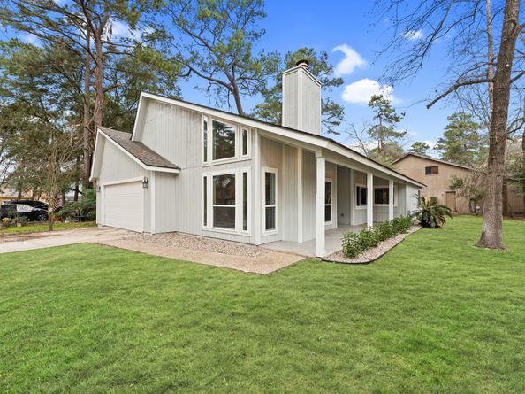 2 Dewthread Court, The Woodlands TX 77380